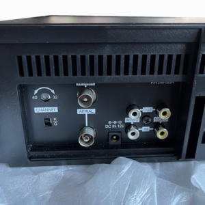 "Видеомагнитофон LG W142W"